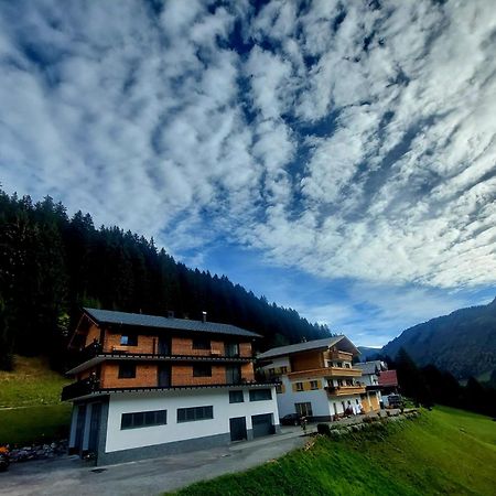 Haus Margrith Alpenblick Appartements Damuels Bagian luar foto