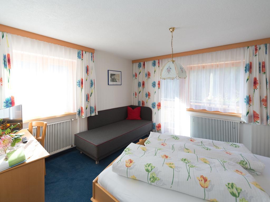 Haus Margrith Alpenblick Appartements Damuels Ruang foto