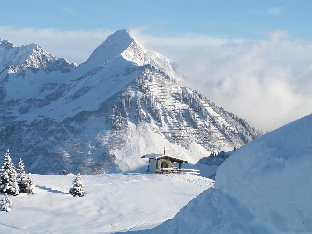 Haus Margrith Alpenblick Appartements Damuels Bagian luar foto